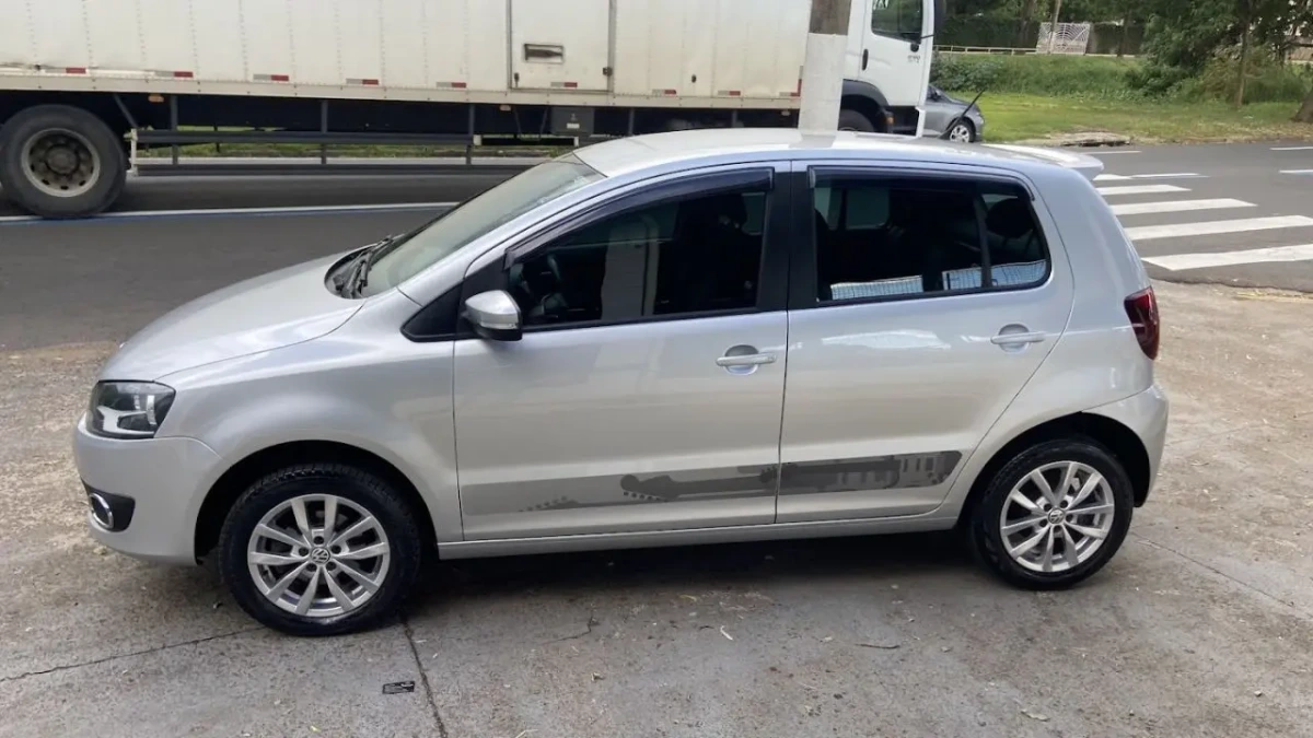VOLKSWAGEN FOX