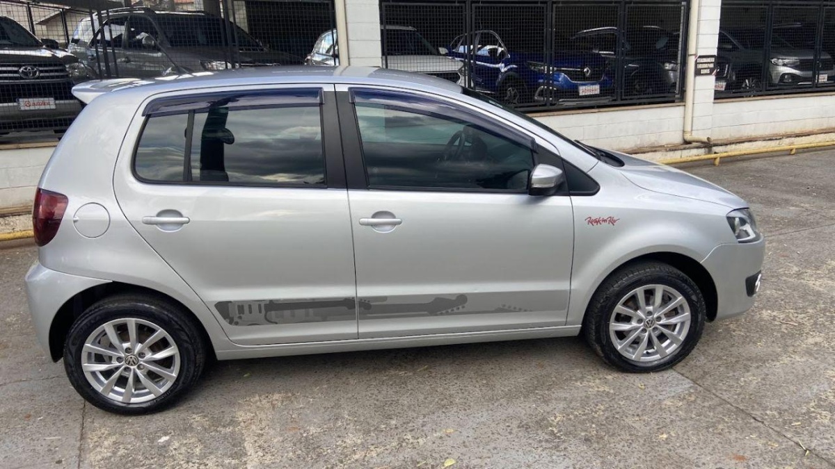 VOLKSWAGEN FOX
