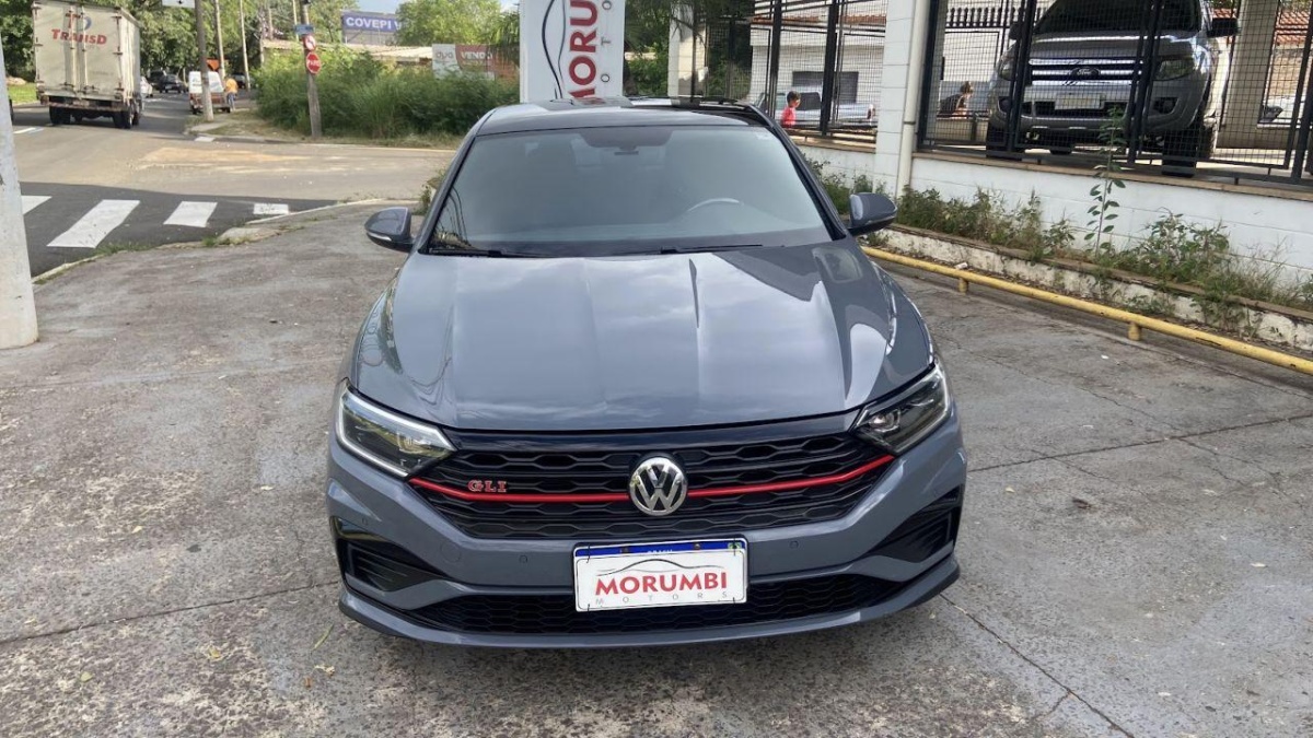 VOLKSWAGEN Jetta 