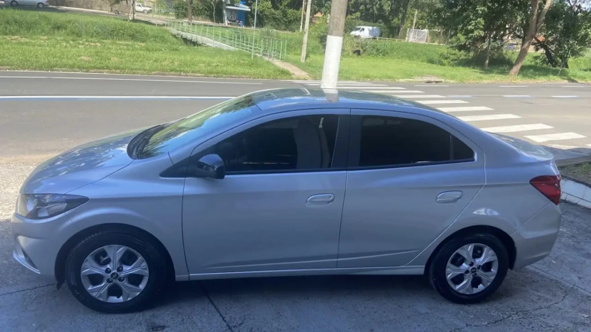 CHEVROLET Joy Sedan