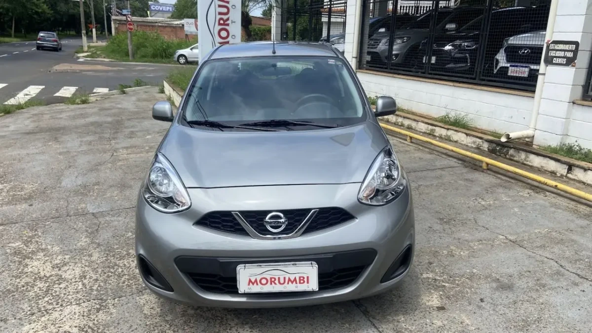 Nissan March 
