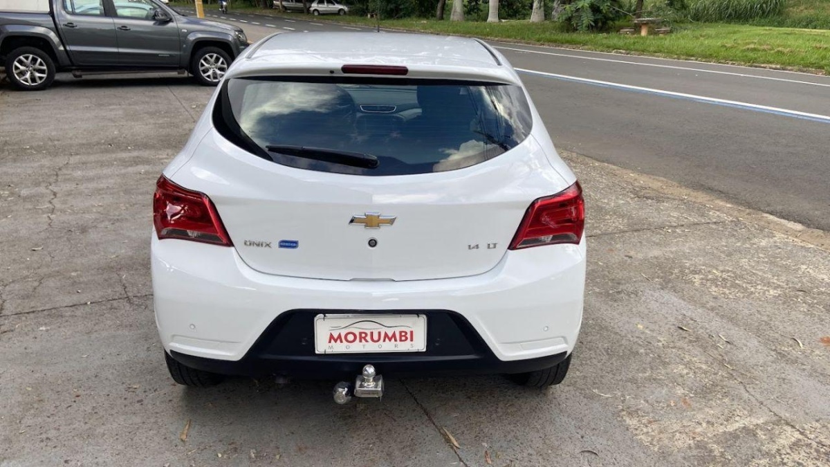 CHEVROLET Onix Hatch