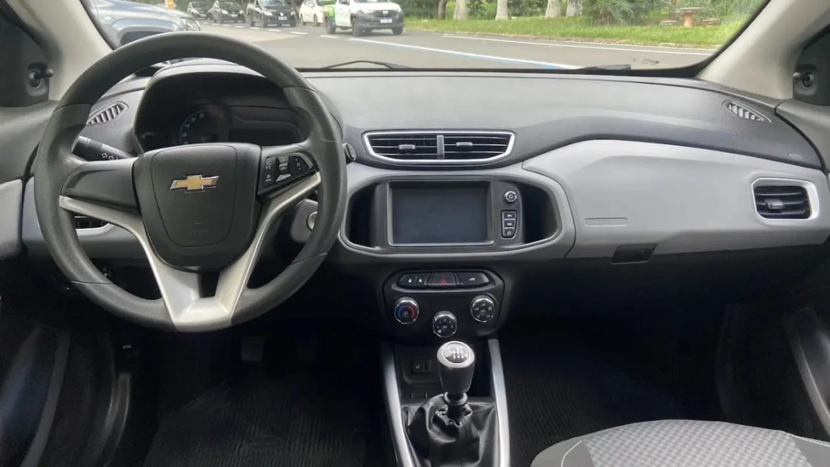 CHEVROLET Onix Hatch