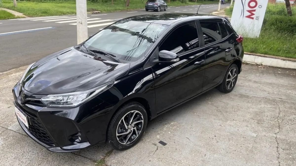 TOYOTA YARIS