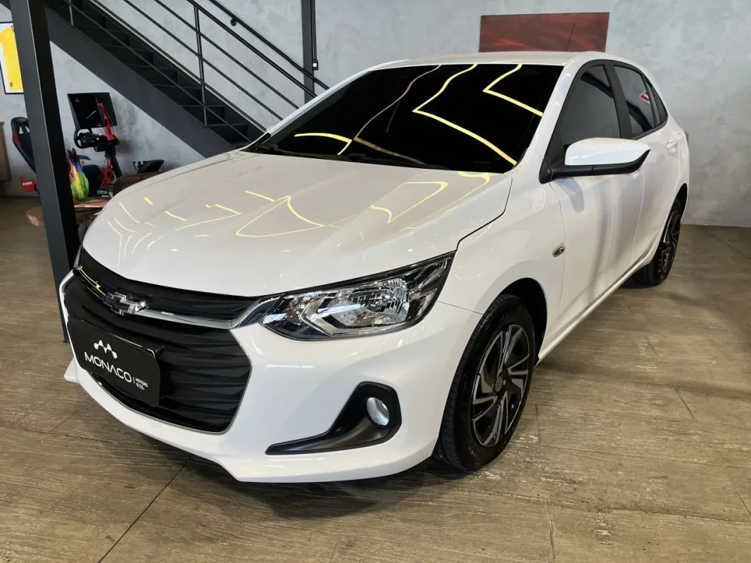 CHEVROLET Onix Hatch