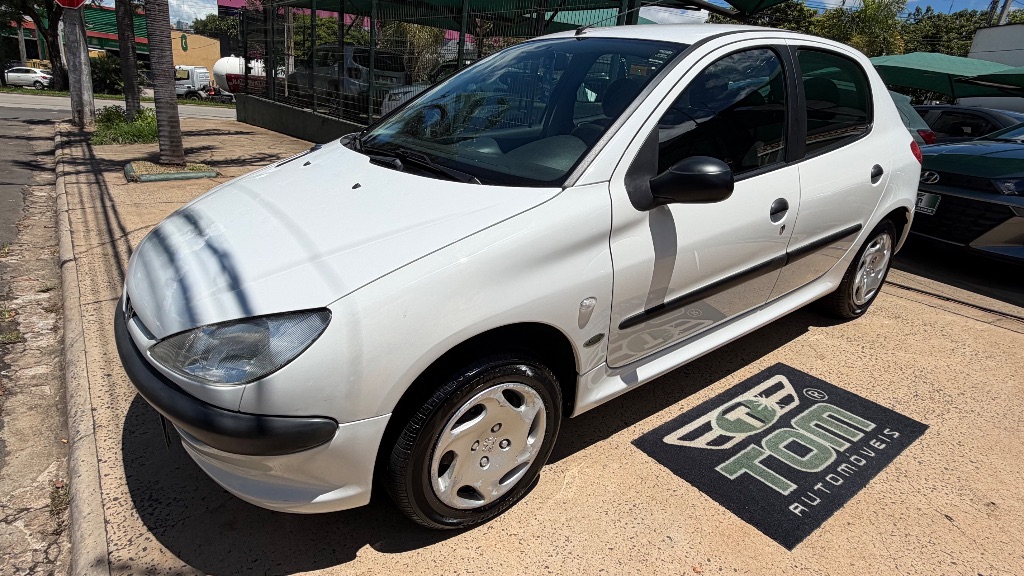 PEUGEOT 206